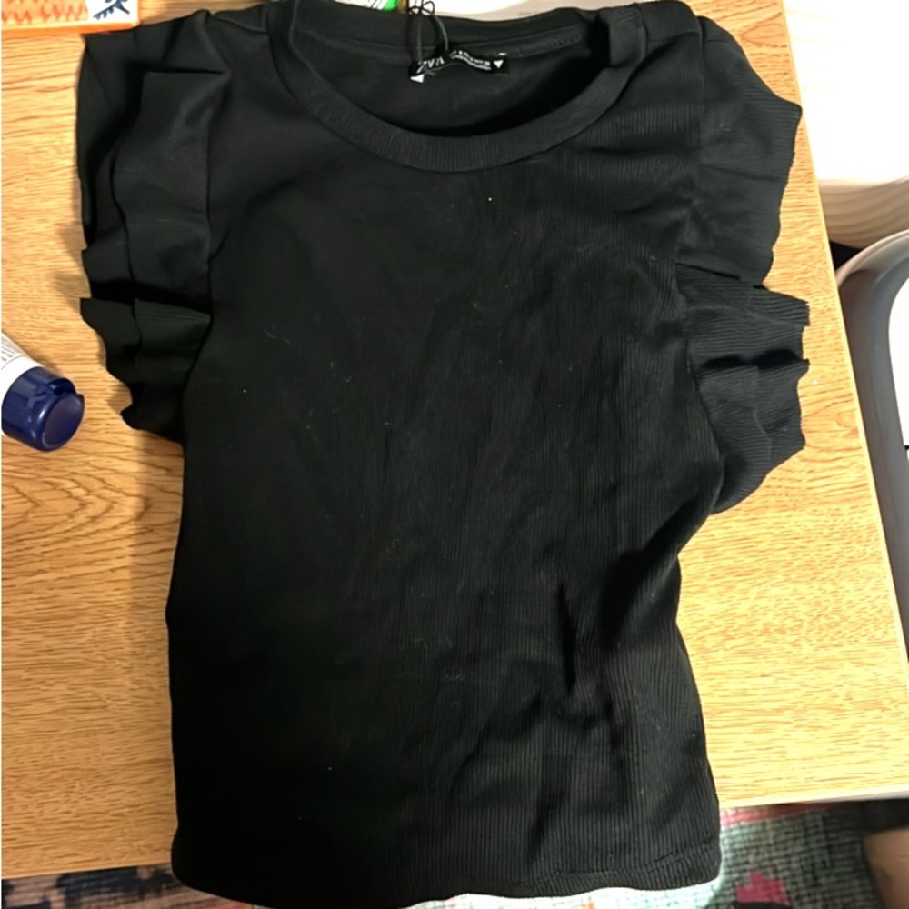 Zara ruffle tee